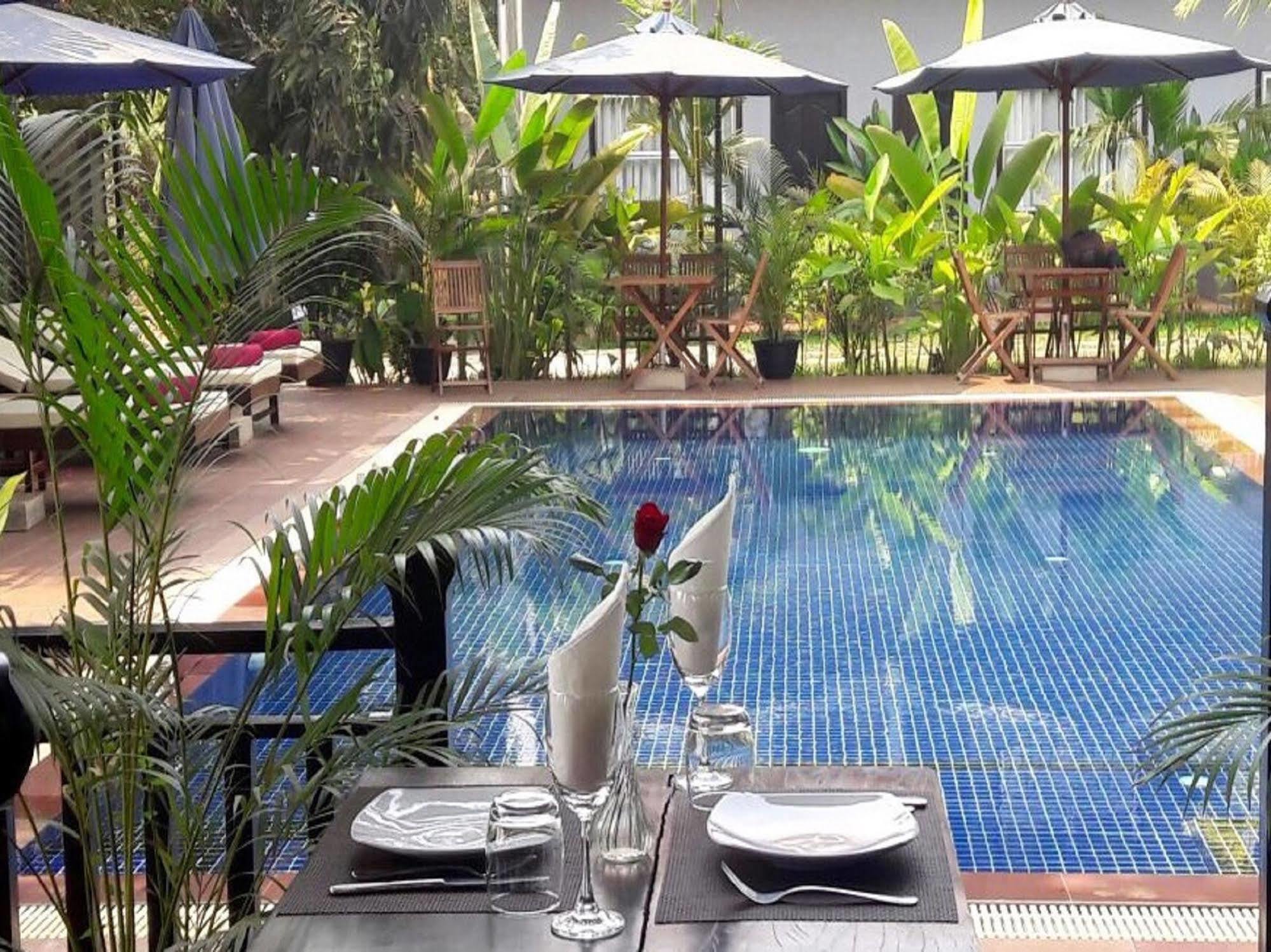 Reveal Angkor Hotel Σιέμ Ρέαπ Εξωτερικό φωτογραφία