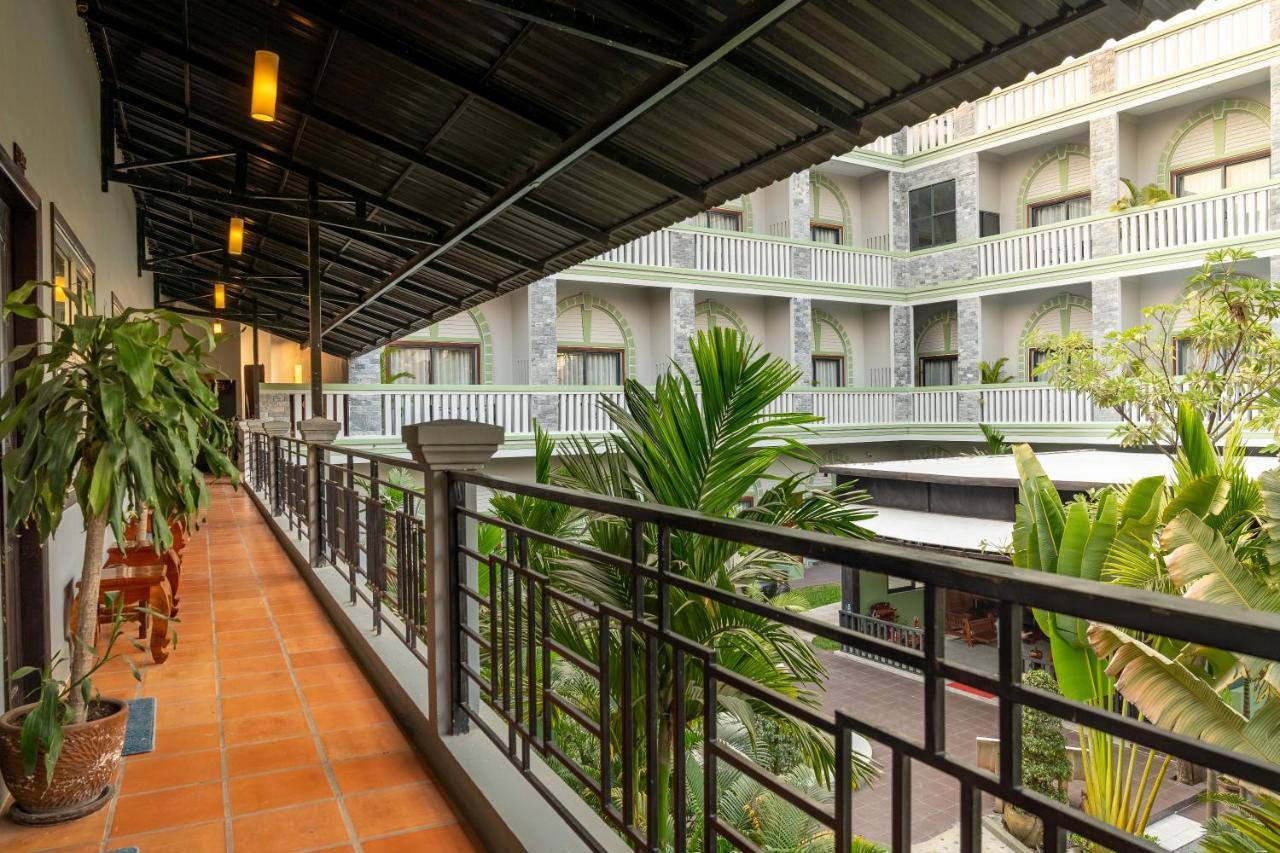 Reveal Angkor Hotel Σιέμ Ρέαπ Εξωτερικό φωτογραφία